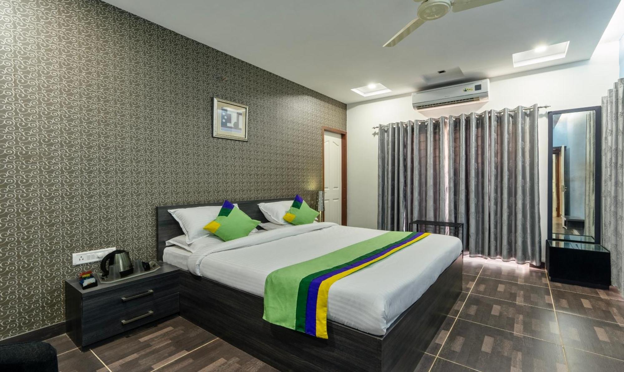Treebo Midvalley 3* Yelagiri
