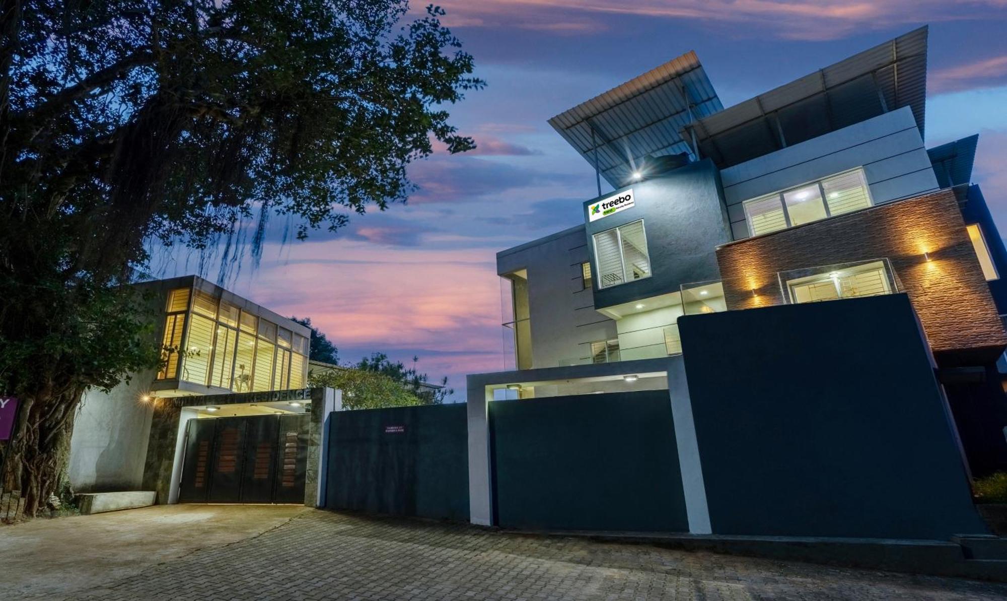Treebo Midvalley सहारा 3*